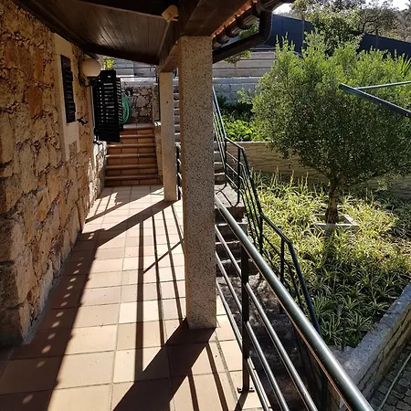 Casa Das Mimosas Holiday home Aldreu